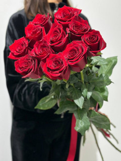 Букет из 11 красных роз (70 см)